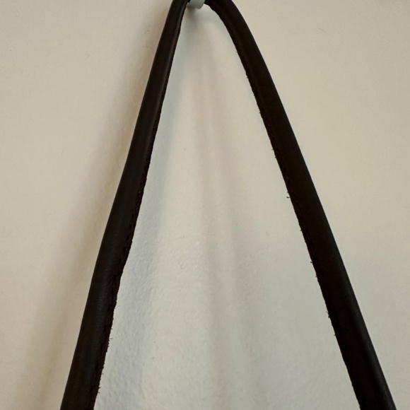 Arche Leather Shoulder Bag - Picture 3 of 8